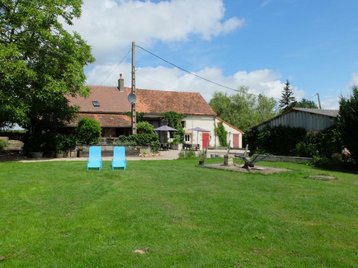 Bed and Breakfast Le Bon Coeur Ygrande Exterior foto