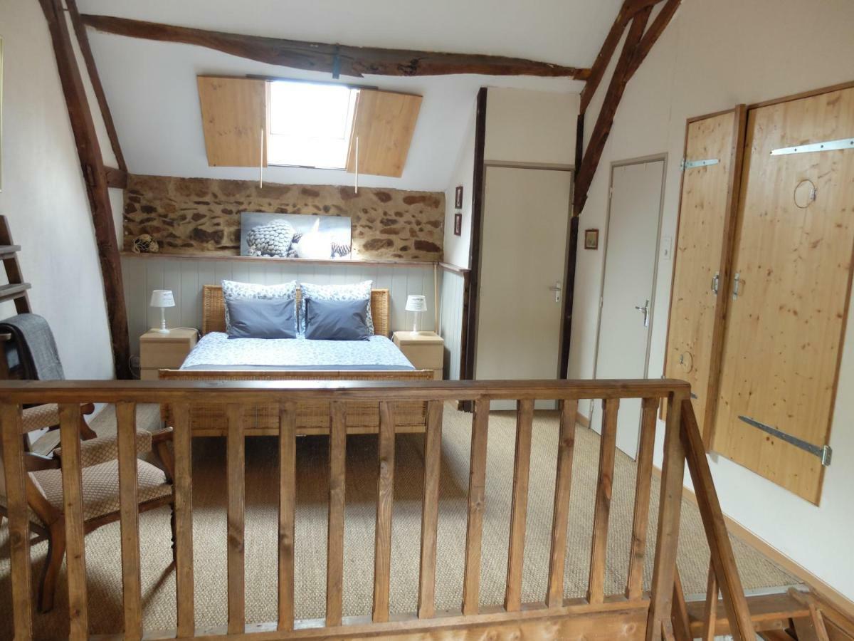 Bed and Breakfast Le Bon Coeur Ygrande Exterior foto